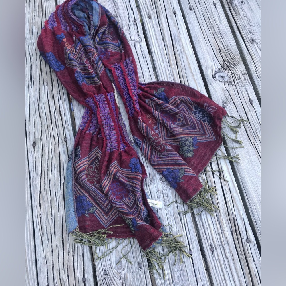 Ladies DECORATED ORIGINALS Elegant Ruched Patterned Tassel Scarf Shawl Oversized